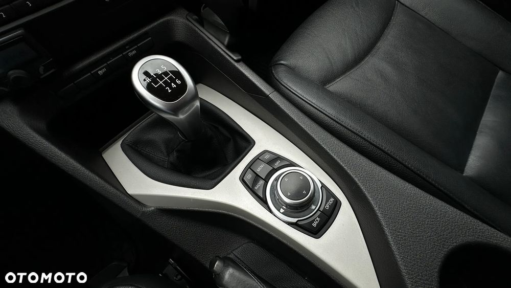 BMW X1 sDrive18d - 29