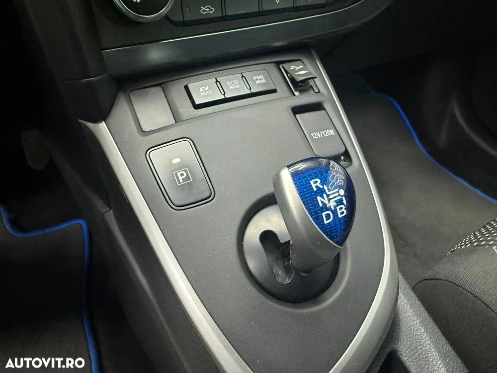 Toyota Auris - 15