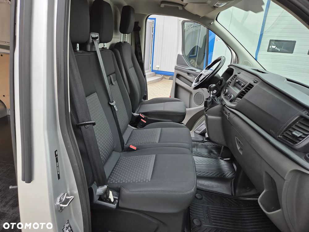 Ford Transit Custom - 24