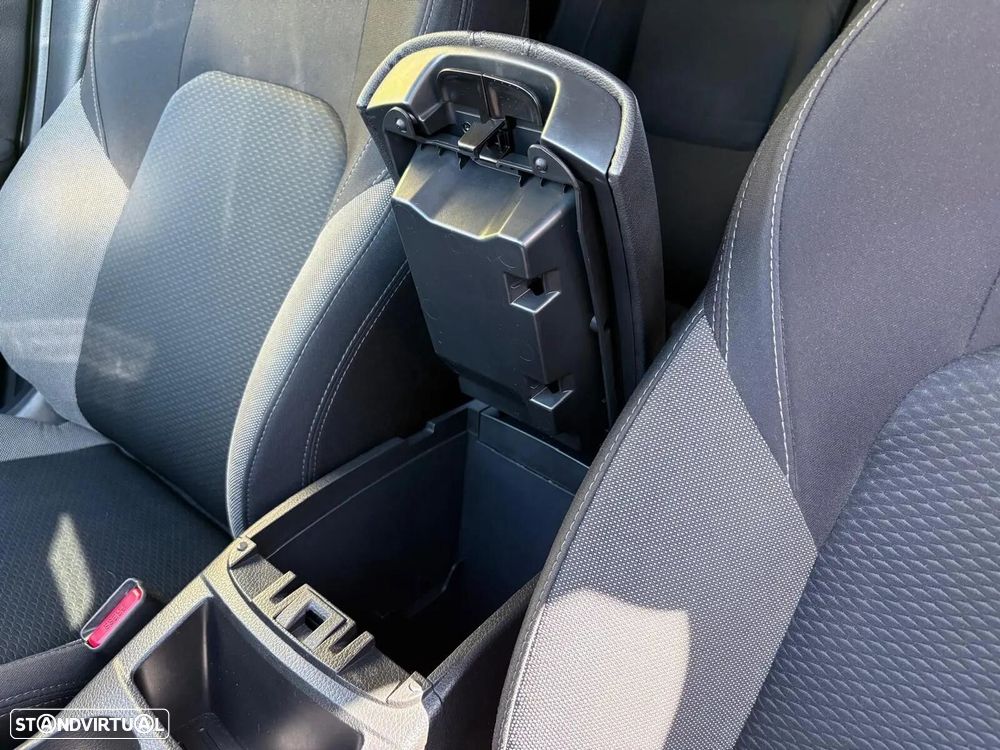 Nissan Qashqai 1.5 dCi N-Connecta J18 - 35