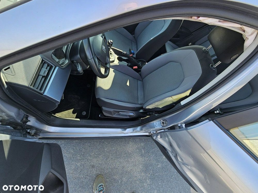 Seat Arona - 12