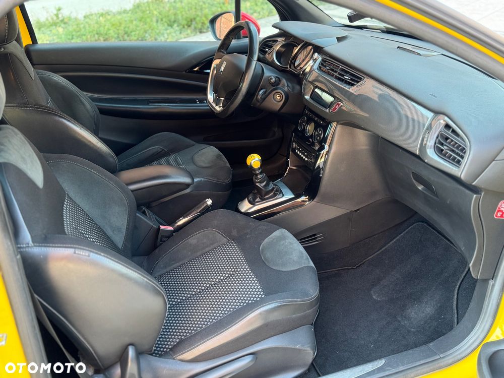 Citroën DS3 1.6 THP SportChic - 13