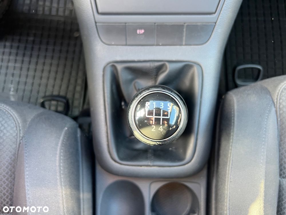 Volkswagen Golf Plus 1.9 TDI Edition - 20