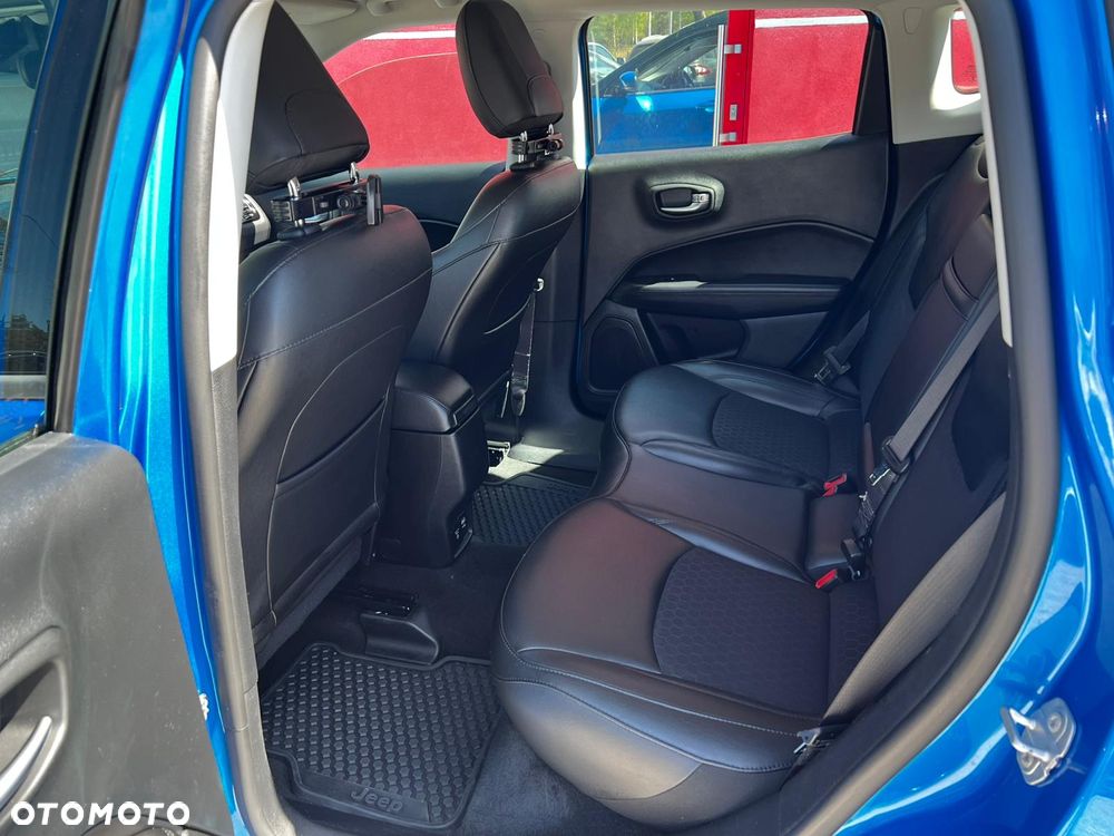 Jeep Compass 1.4 MultiAir Sport - 25