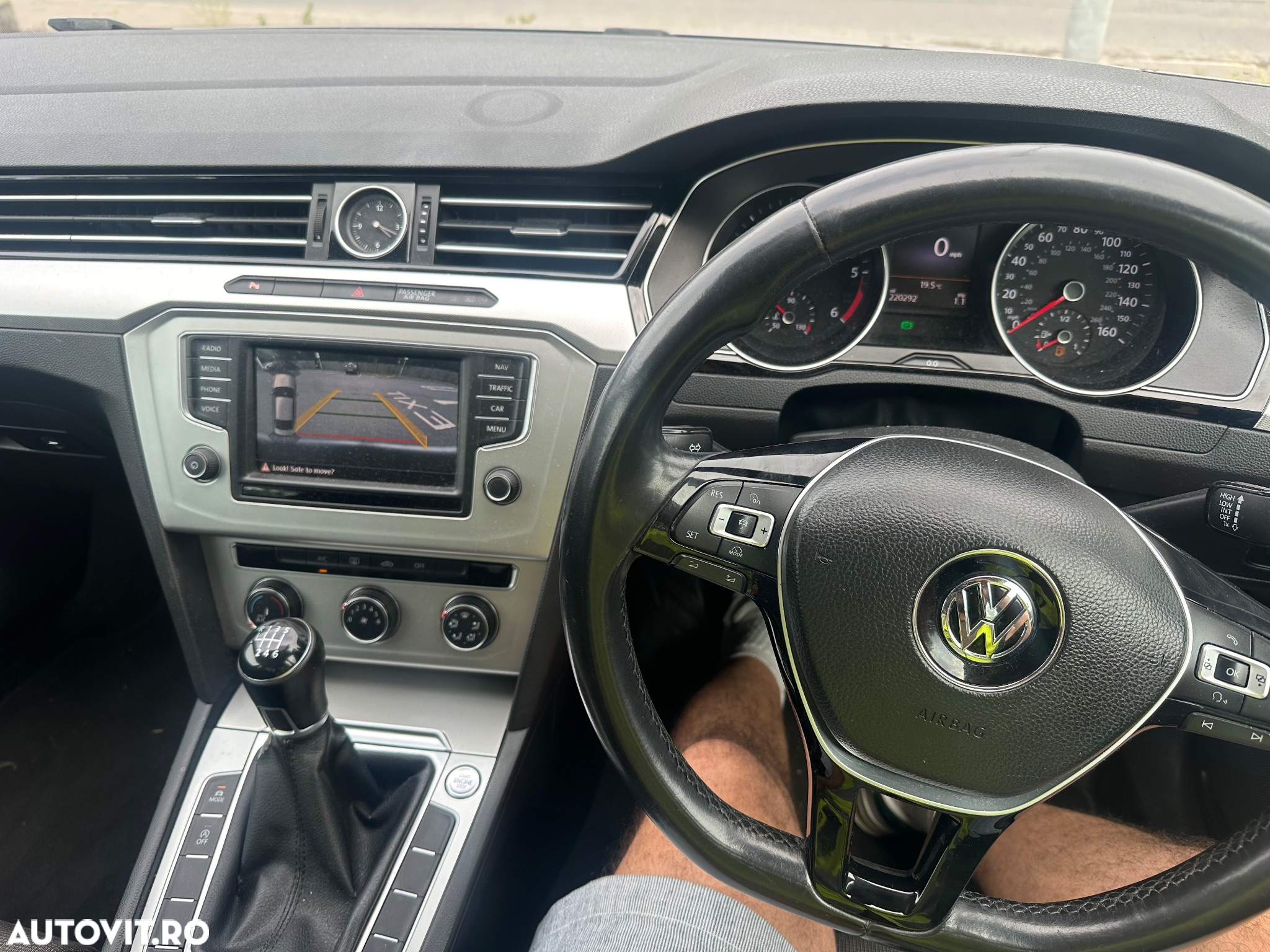 Volkswagen Passat 2.0 TDI SCR Business - 8