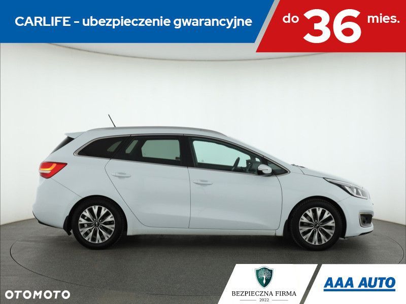 Kia Ceed - 8