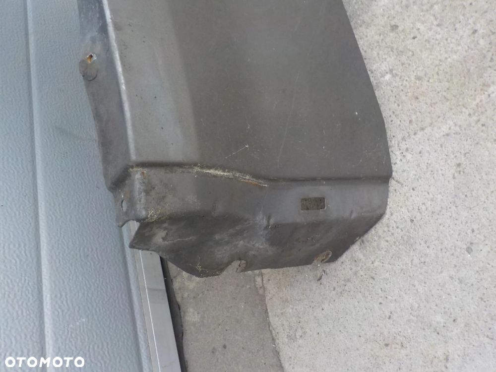 CHRYSLER 300C BŁOTNIK LEWY PRZÓD PRZEDNI - 4