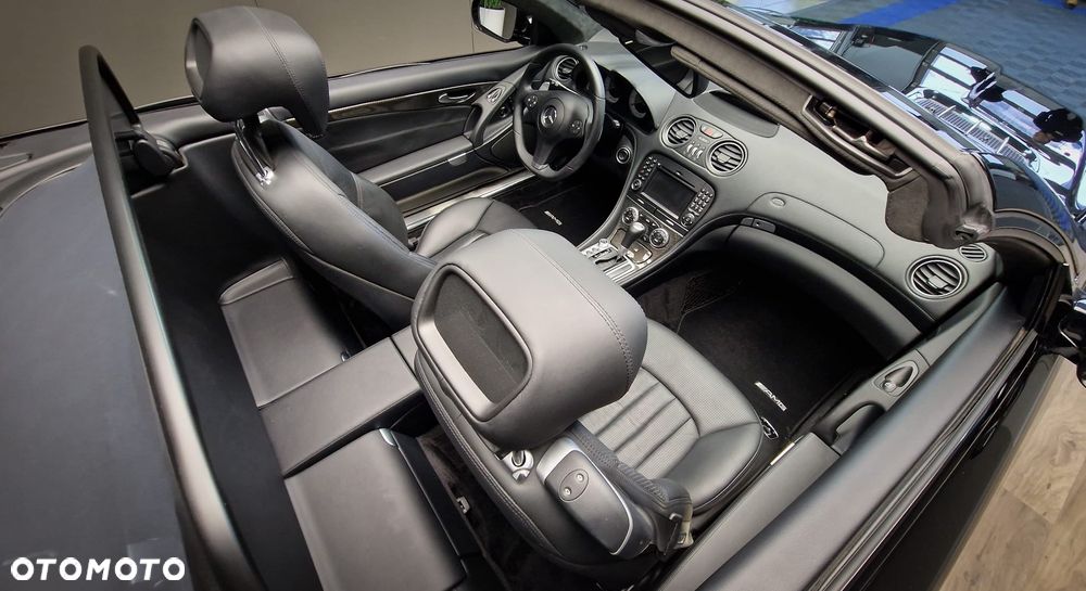Mercedes-Benz SL 63 AMG SPEEDSHIFT MCT - 22