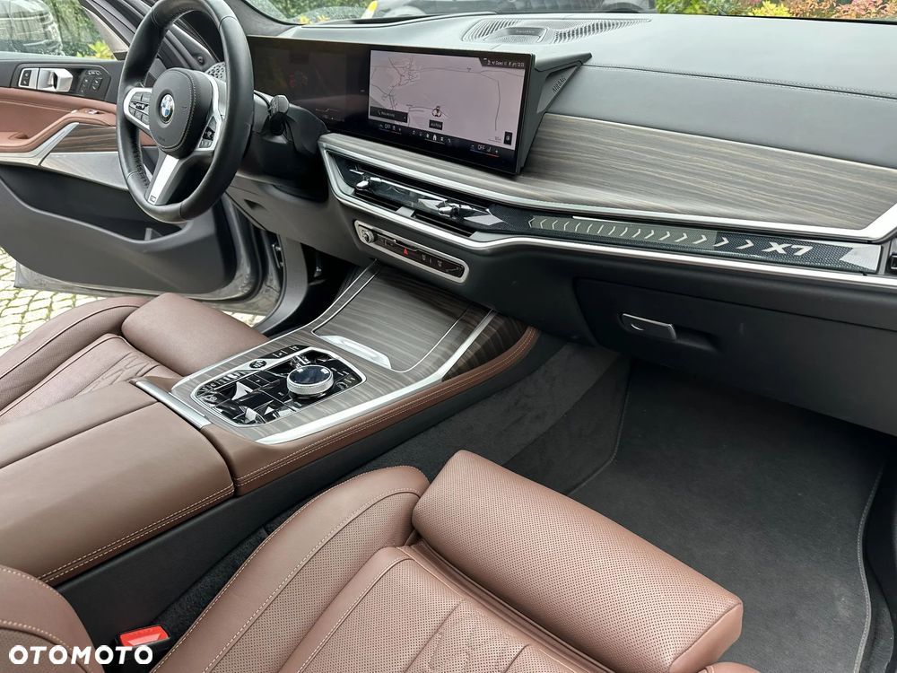 BMW X7 - 2
