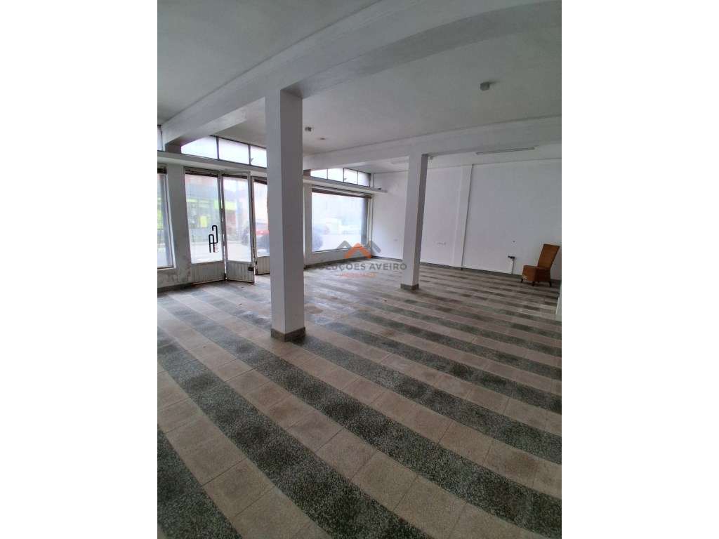 Loja para Comércio na Baixa de Águeda - Grande imagem: 2/8