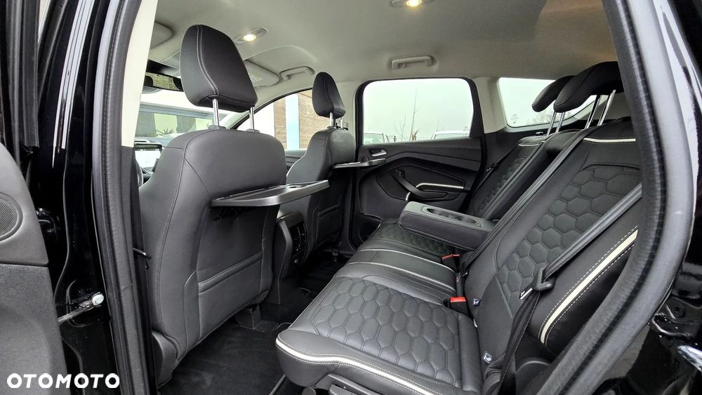 Ford Kuga 2.0 TDCi 4x4 Vignale - 30