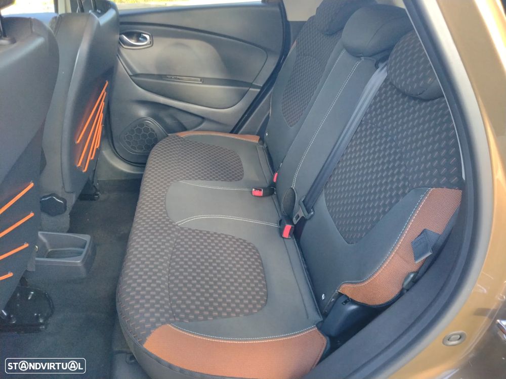 Renault Captur ENERGY TCe 120 EDC Intens - 8