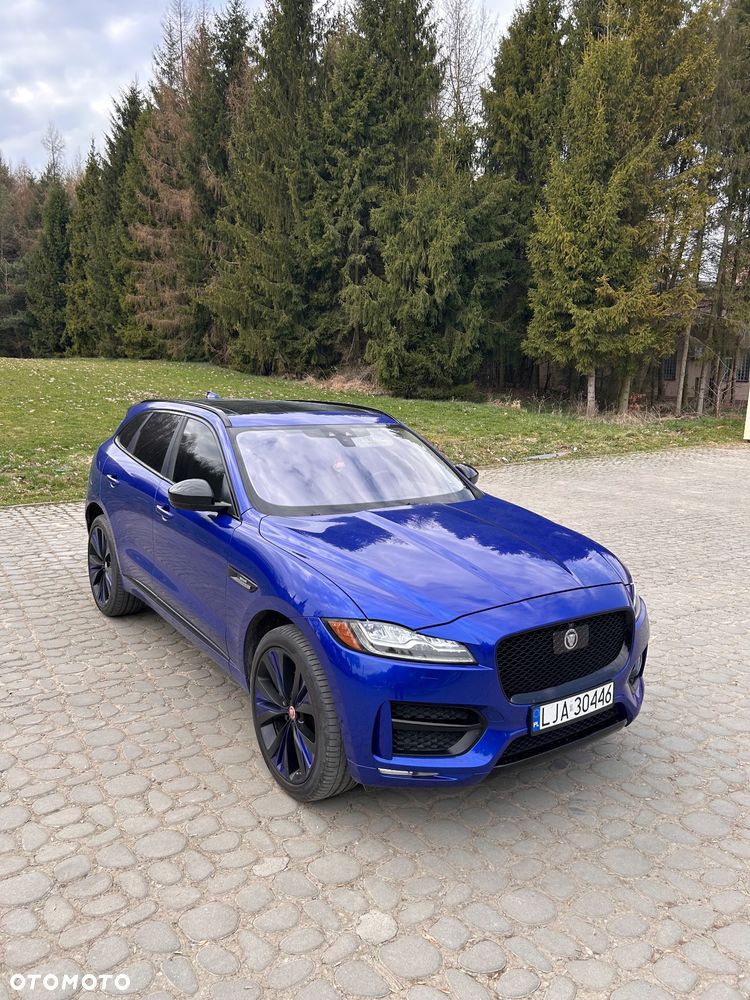 Jaguar F-Pace 3.0 V6 AWD R-Sport - 4