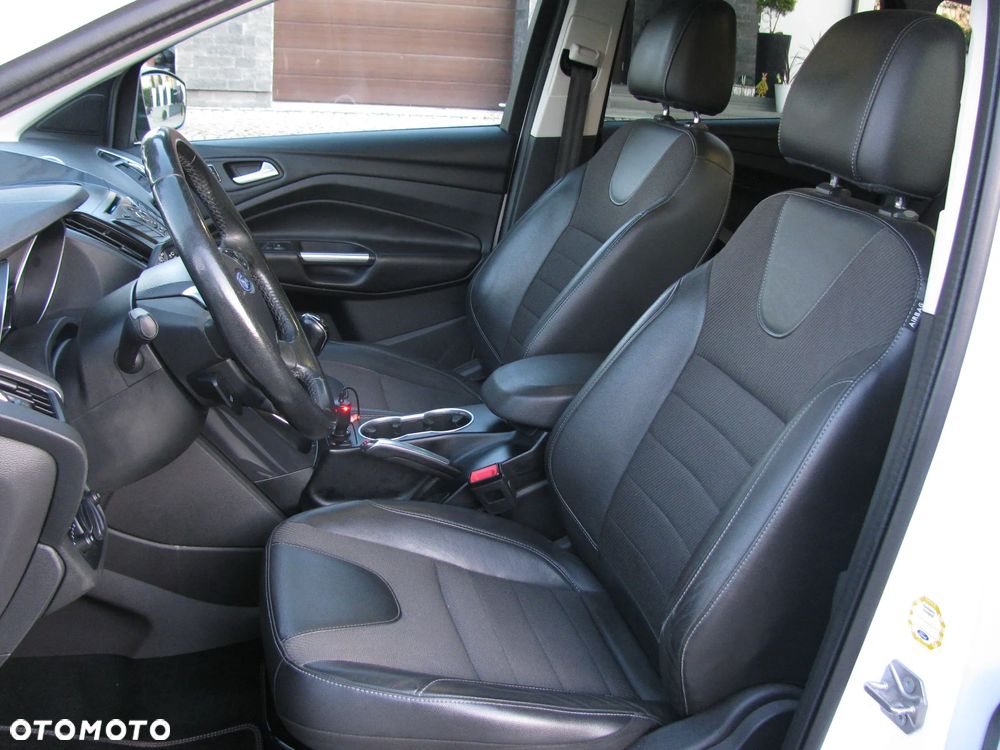 Ford Kuga 2.0 TDCi 2x4 SYNC - 17