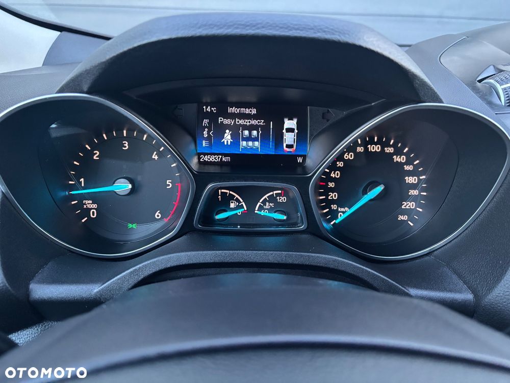 Ford Kuga 2.0 TDCi 4x2 Titanium - 15