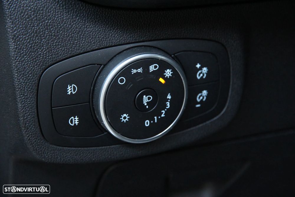 Ford Fiesta 1.1 Ti-VCT Business - 10