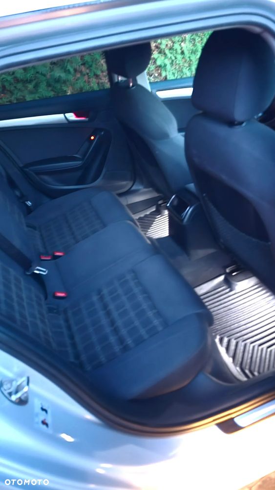 Audi A4 Avant - 10