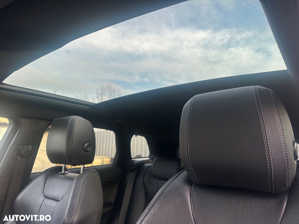 Land Rover Range Rover Evoque - 26