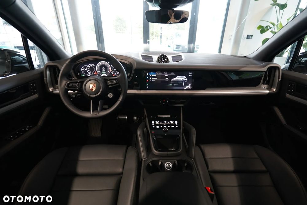 Porsche Cayenne - 8