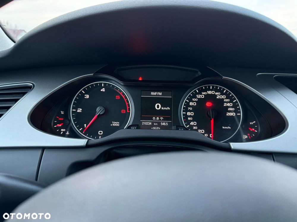 Audi A4 Avant 2.0 TDI DPF Ambition - 4