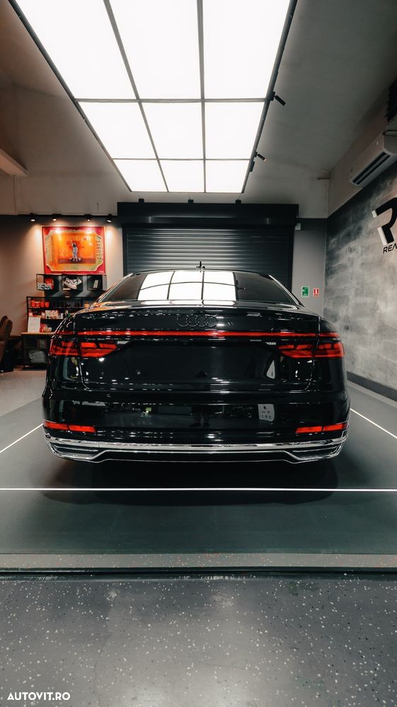 Audi A8 - 17