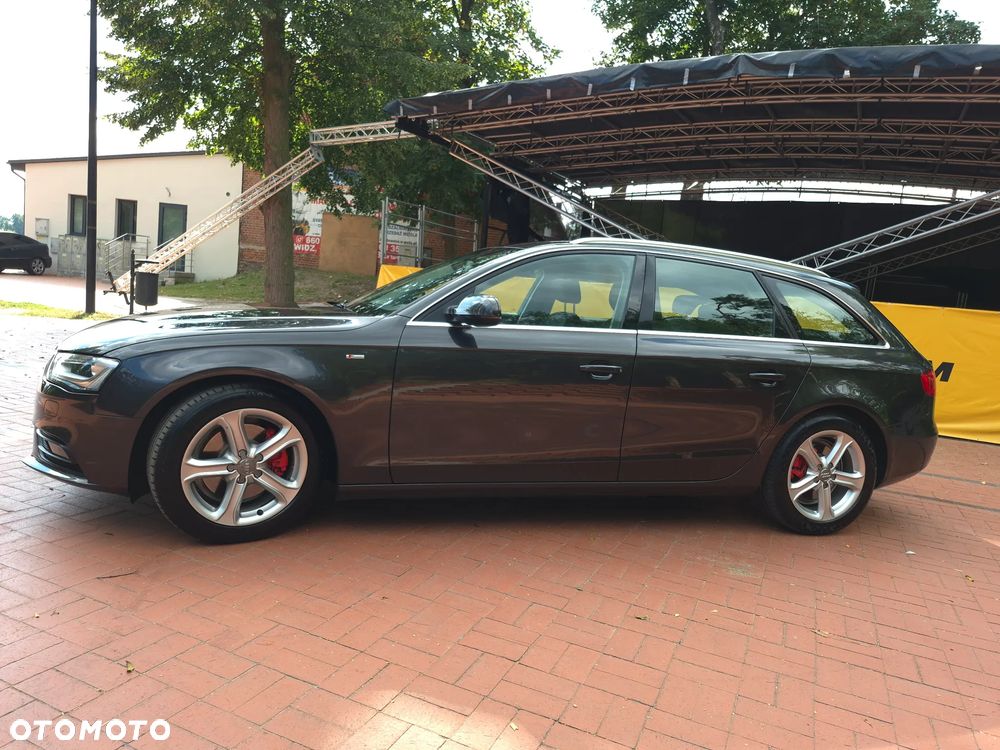 Audi A4 Avant - 32