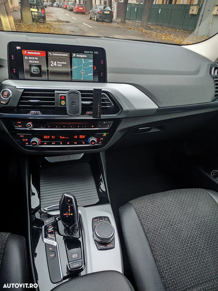 BMW X3 xDrive20d AT Luxury Line - 16