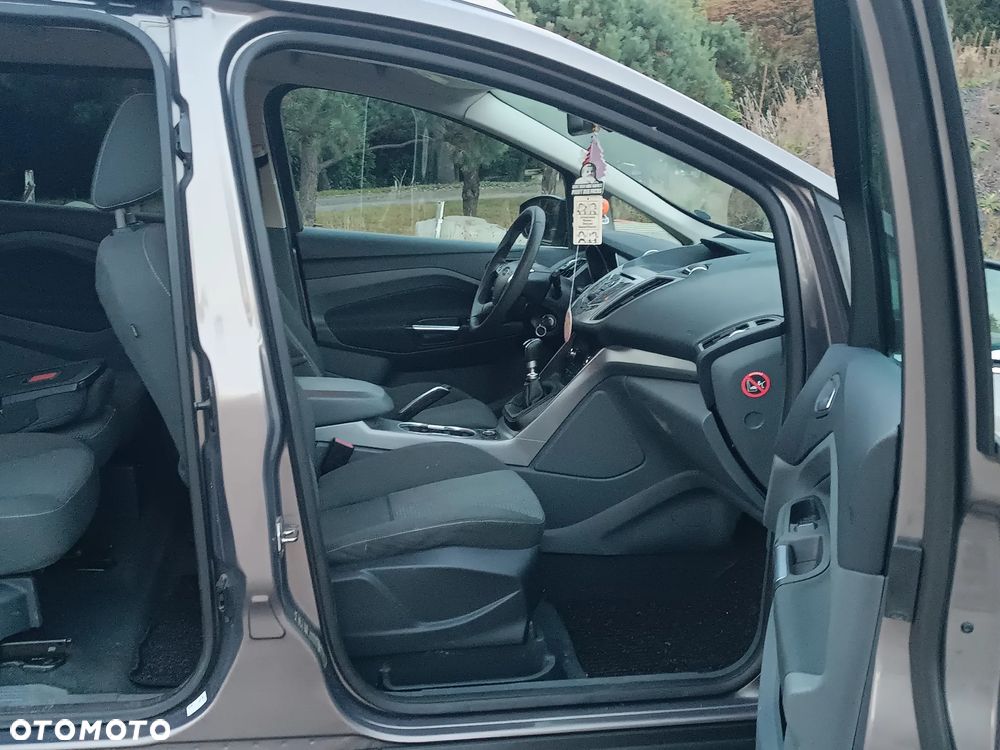 Ford Grand C-MAX 1.6 TDCi Titanium - 16