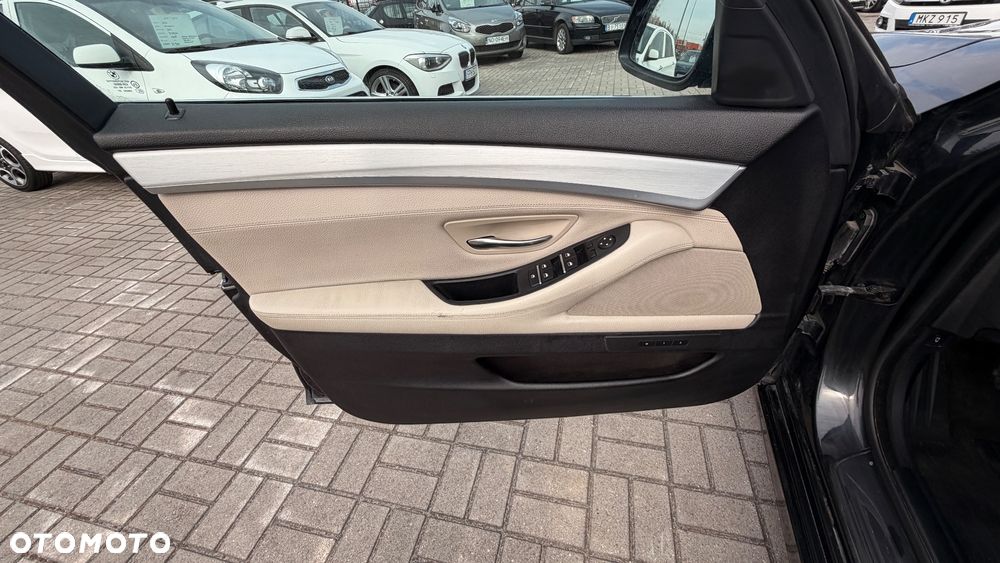 BMW Seria 5 520d Modern Line - 11