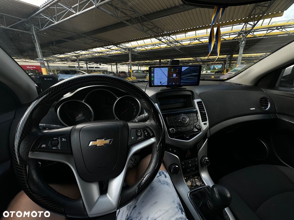 Chevrolet Cruze 1.6 LT - 6