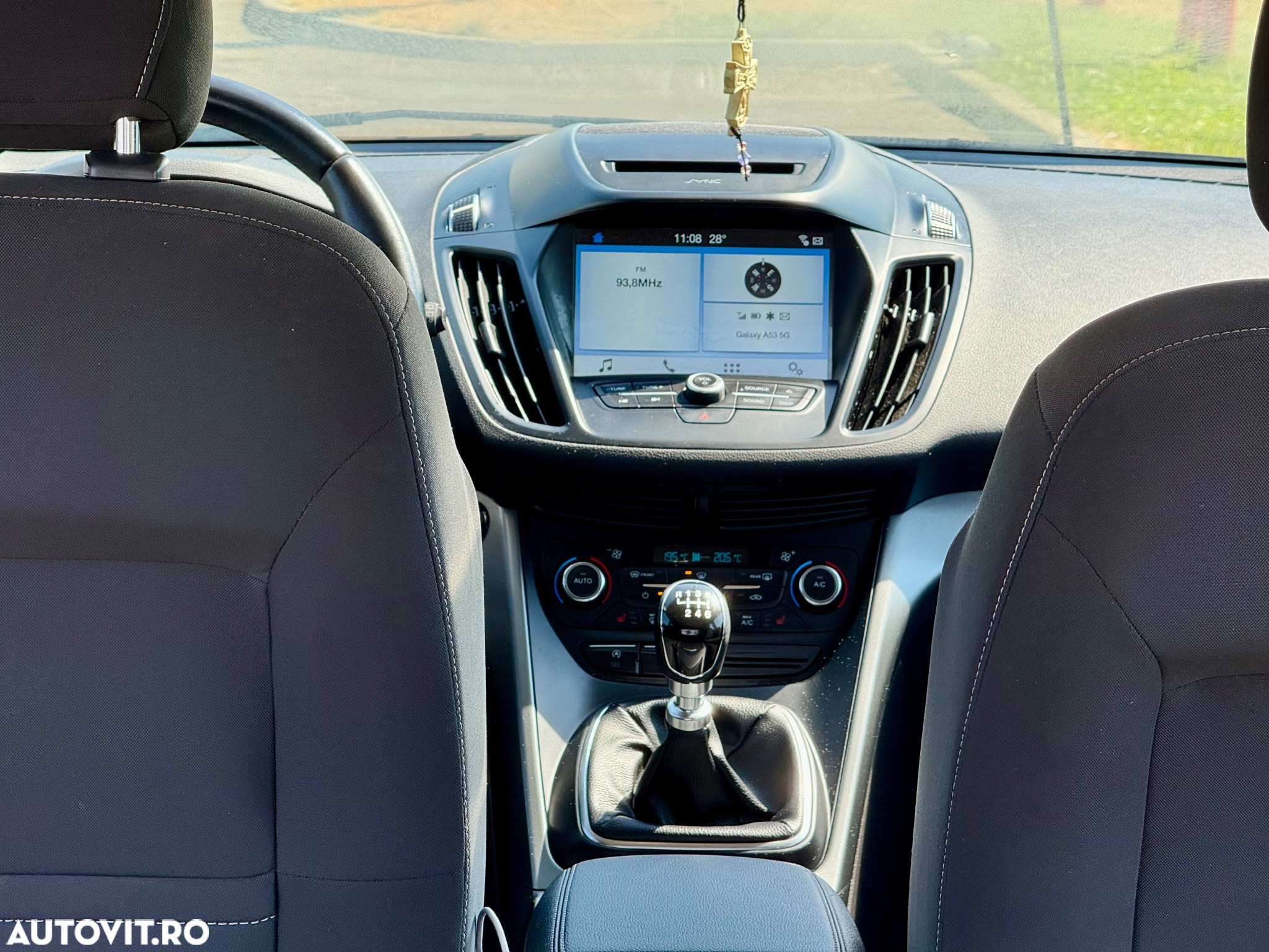 Ford Kuga 1.5 TDCi 2WD Titanium - 16