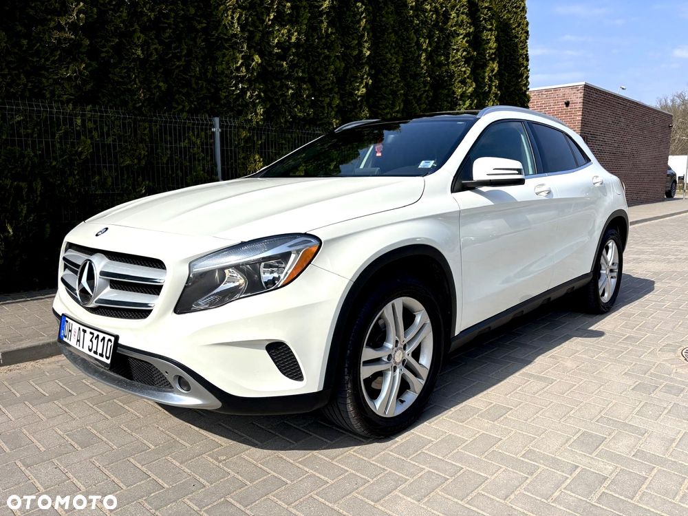 Mercedes-Benz GLA 250 4-Matic - 12