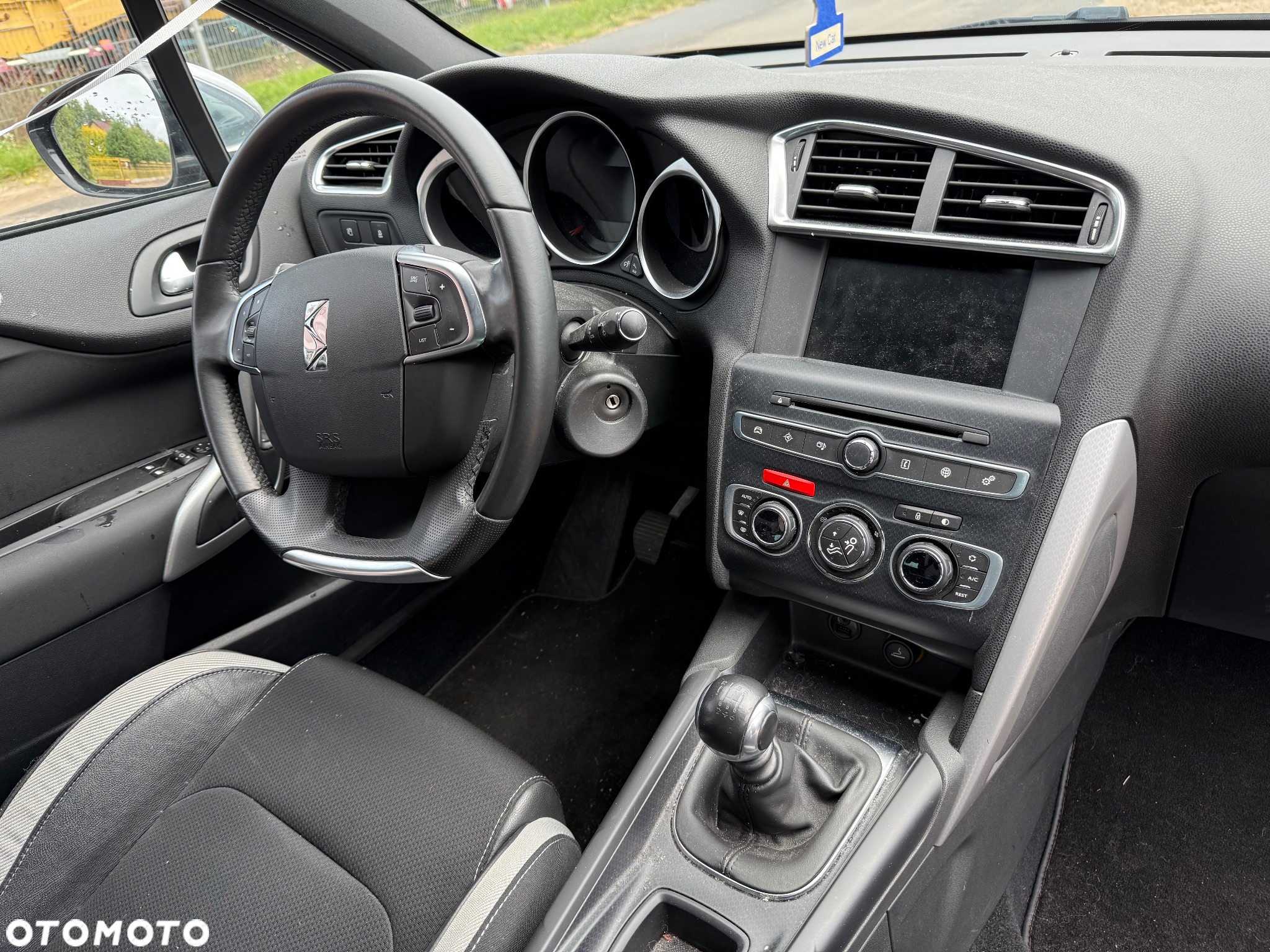 Citroën DS4 1.2 PureTech Be Chic S&S - 11