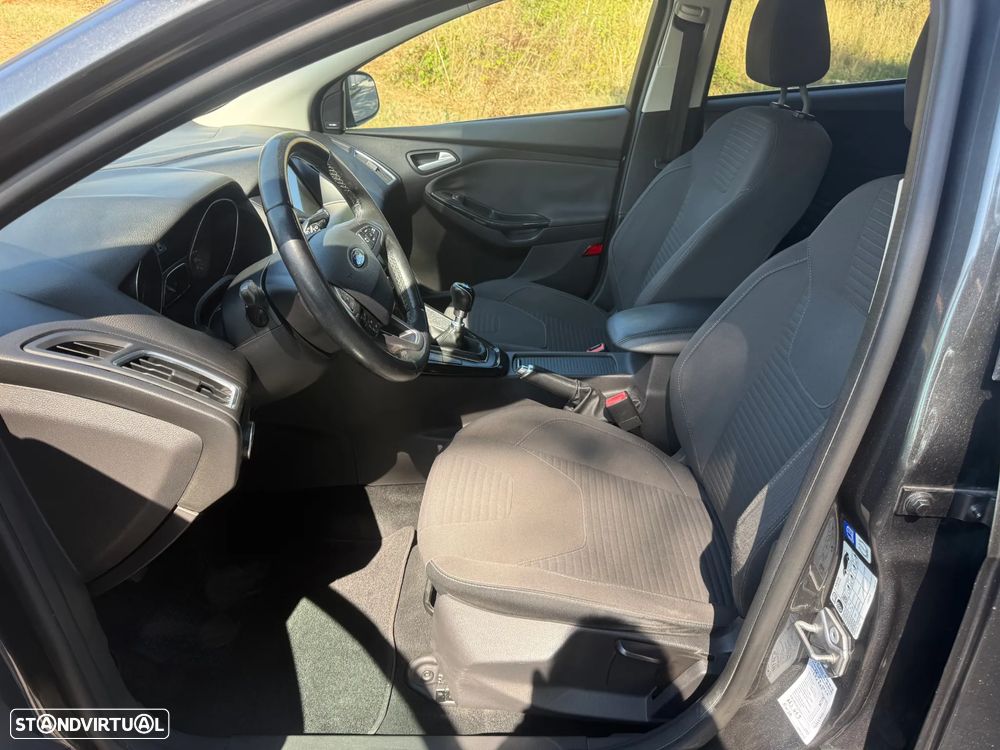 Ford Focus SW 1.5 TDCi Titanium - 8