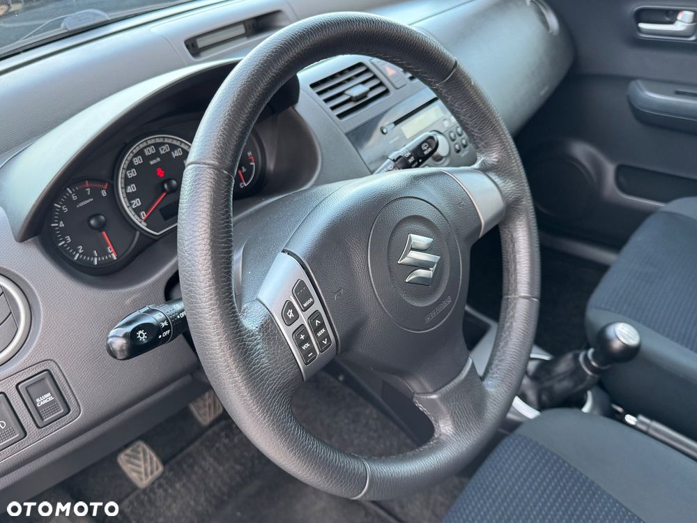 Suzuki Swift - 17