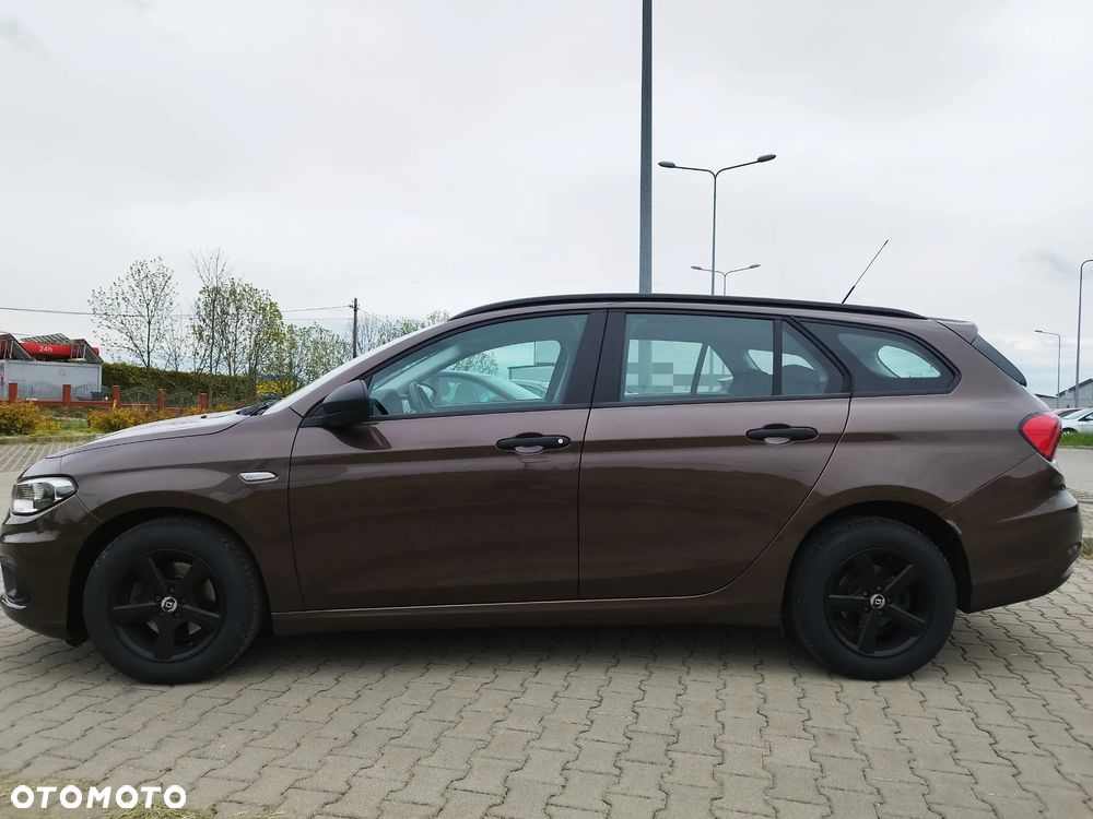 Fiat Tipo - 12