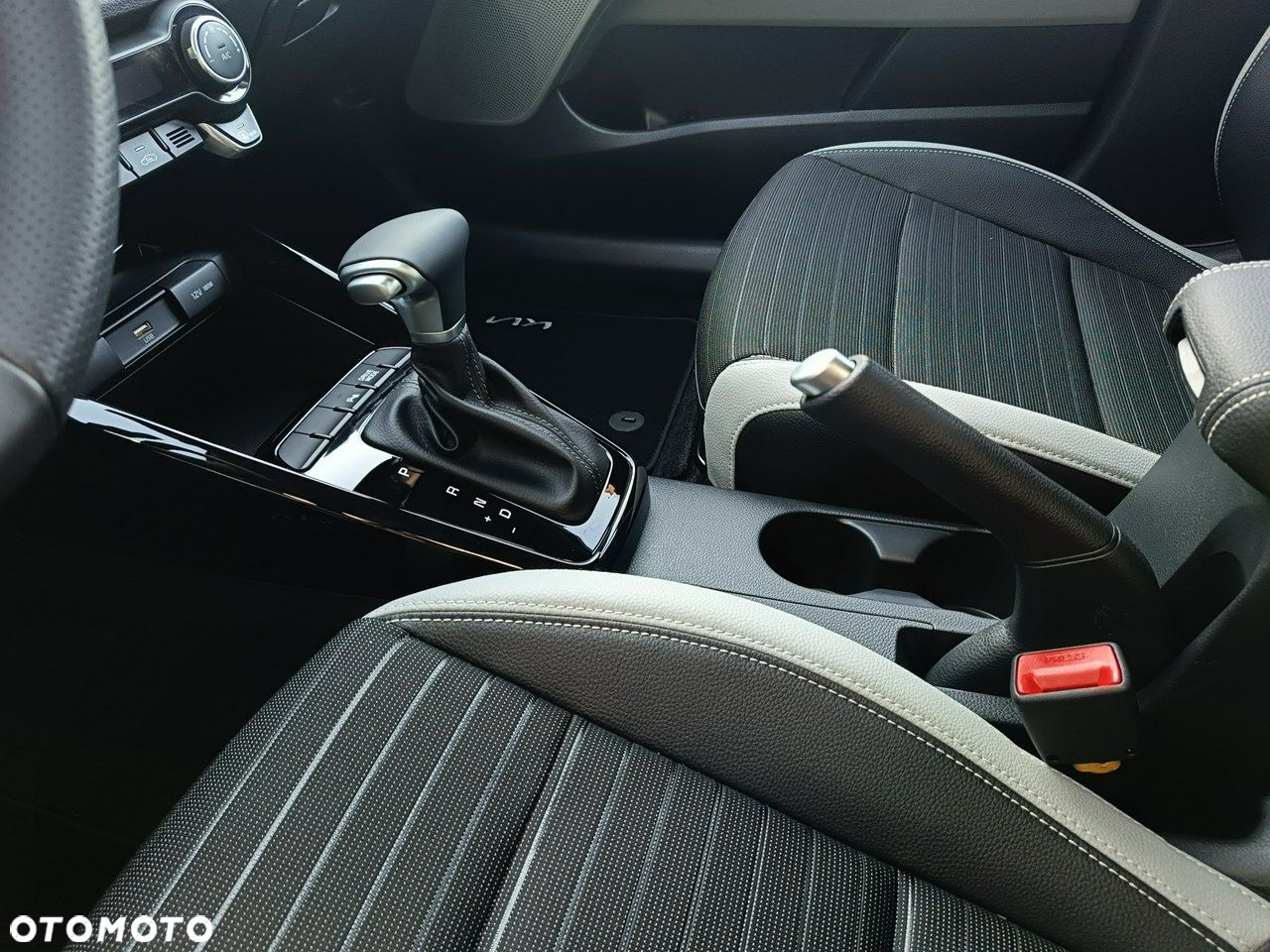 Kia Stonic - 15