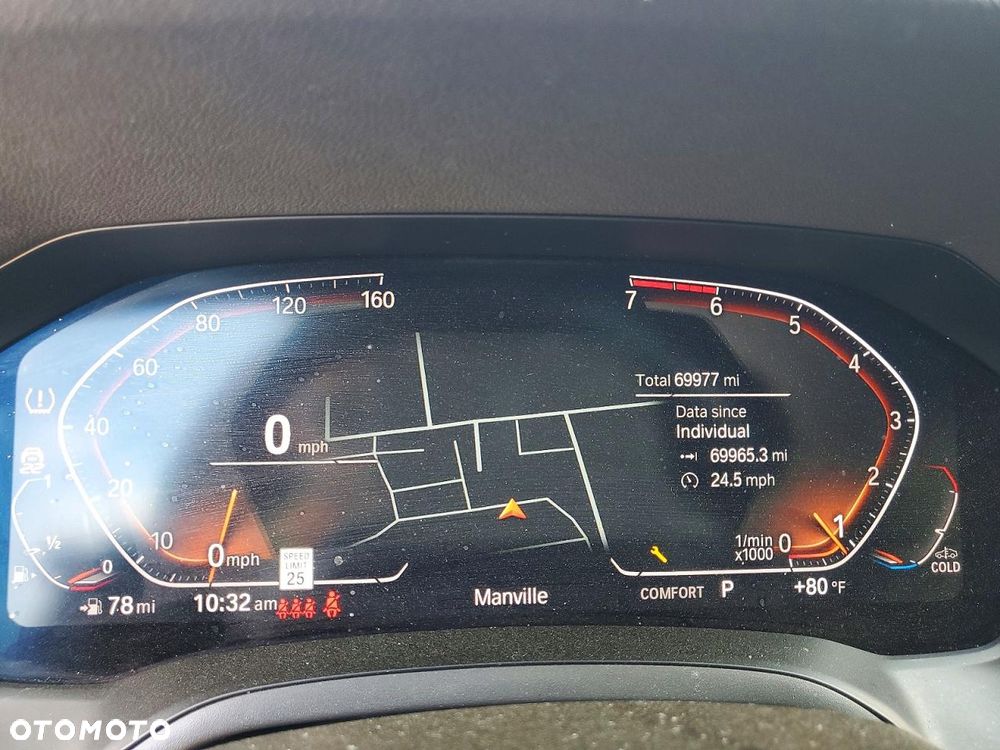 BMW Seria 3 330i xDrive M Sport - 9