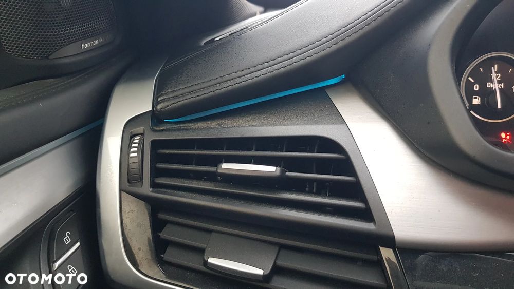 BMW X6 xDrive40d - 29