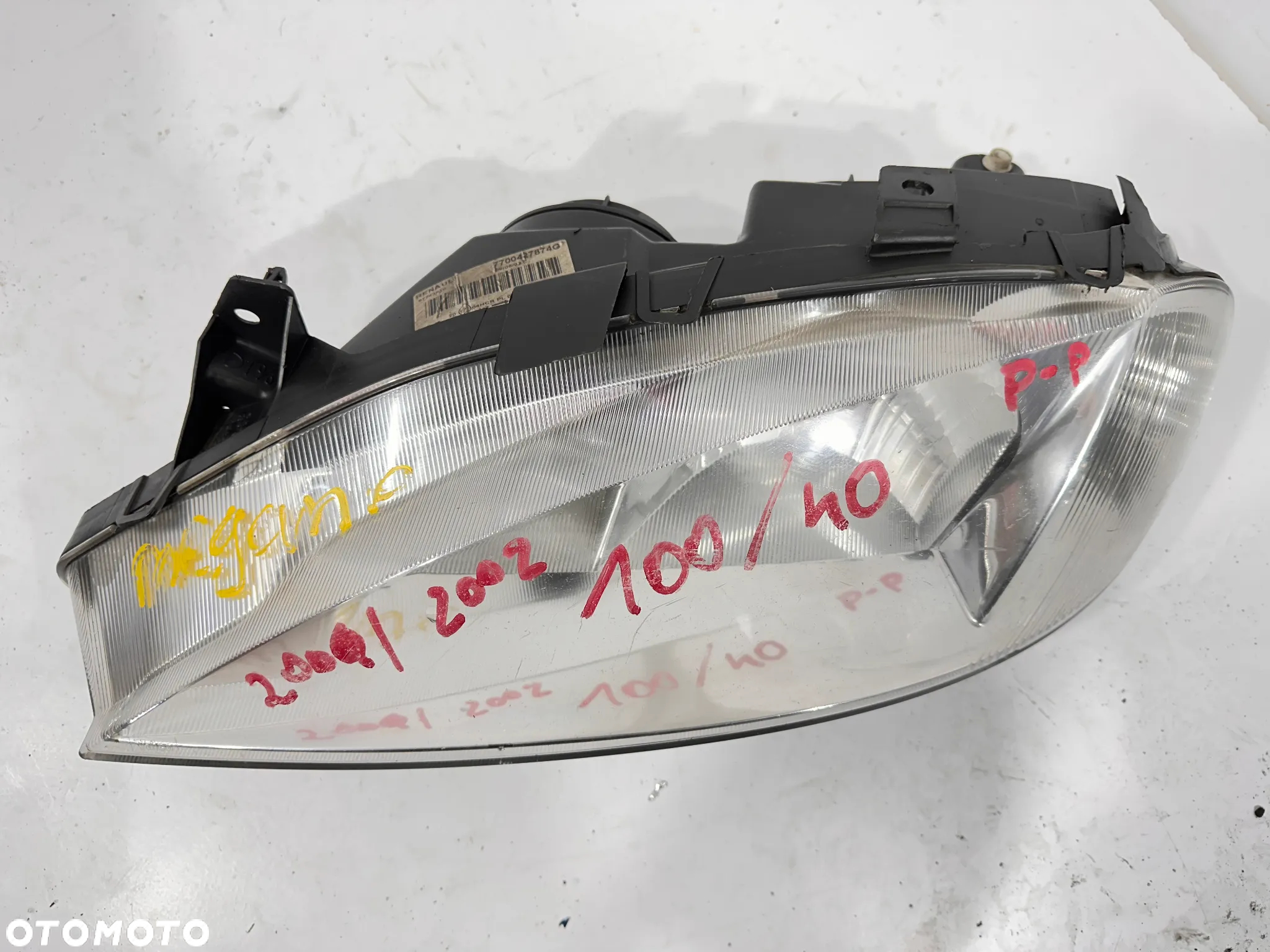 Lampa reflektor L  Renault Megane I - 2