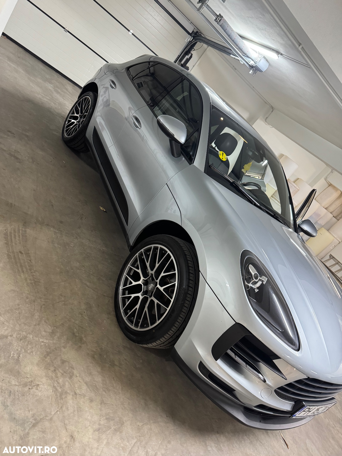 Porsche Macan Standard - 10