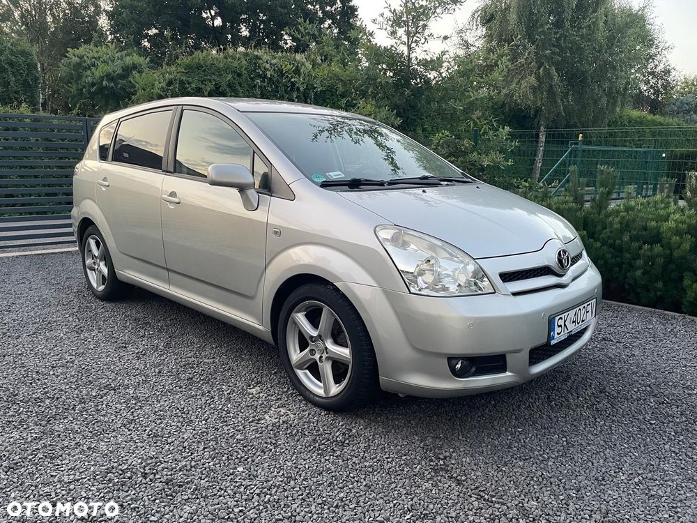 Toyota Corolla Verso 1.8 Premium + 7os - 2