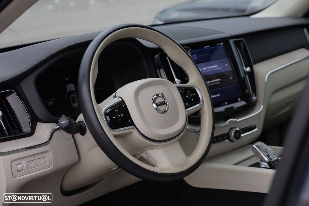 Volvo XC 60 2.0 T6 PHEV Inscription AWD - 13