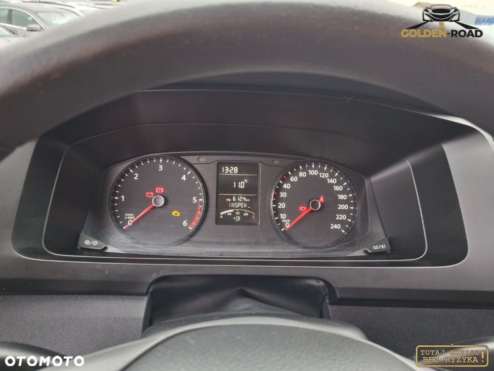 Volkswagen Transporter - 12
