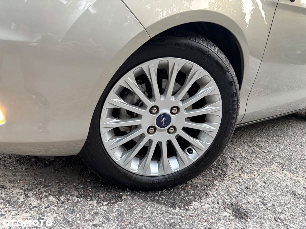 Ford B-MAX - 18