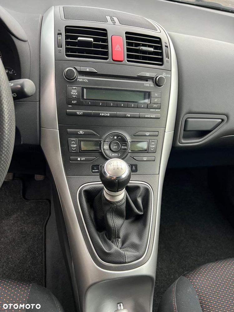 Toyota Auris 1.6 Dynamic - 7