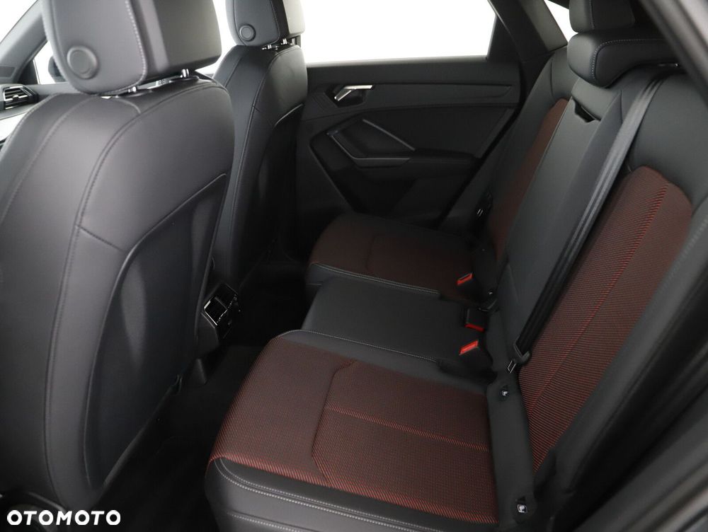 Audi Q3 Sportback 40 TFSI Quattro S-Line S tronic - 13