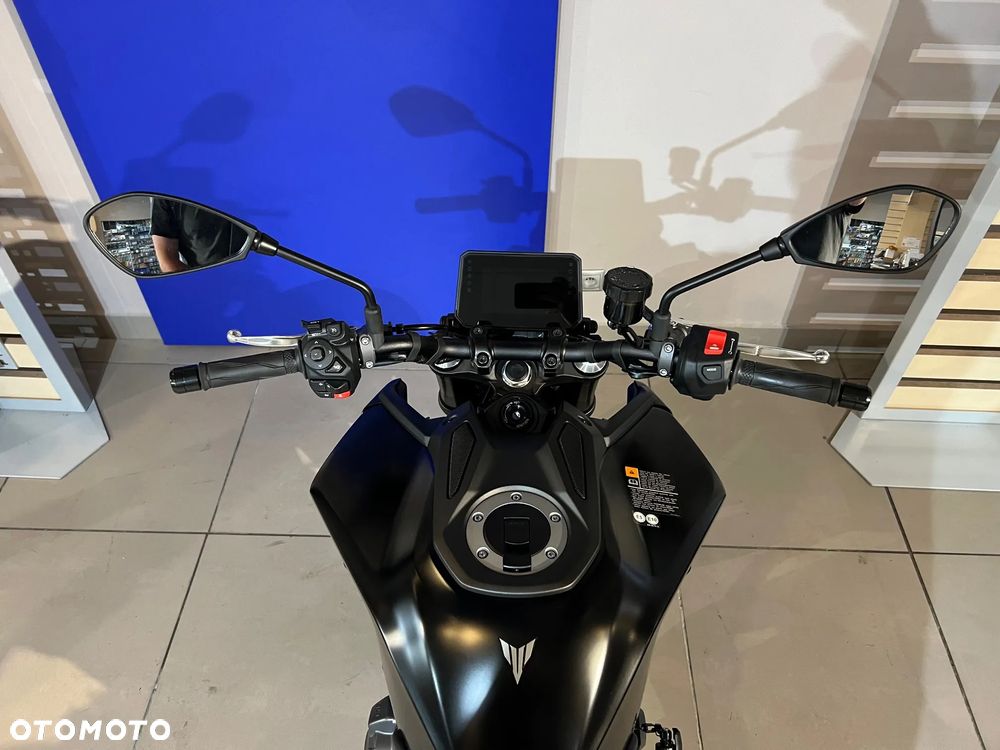 Yamaha MT - 9