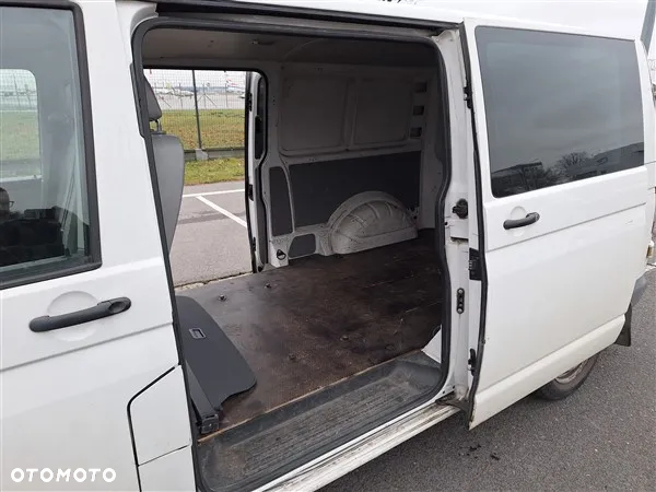 Volkswagen Transporter T5 - 5