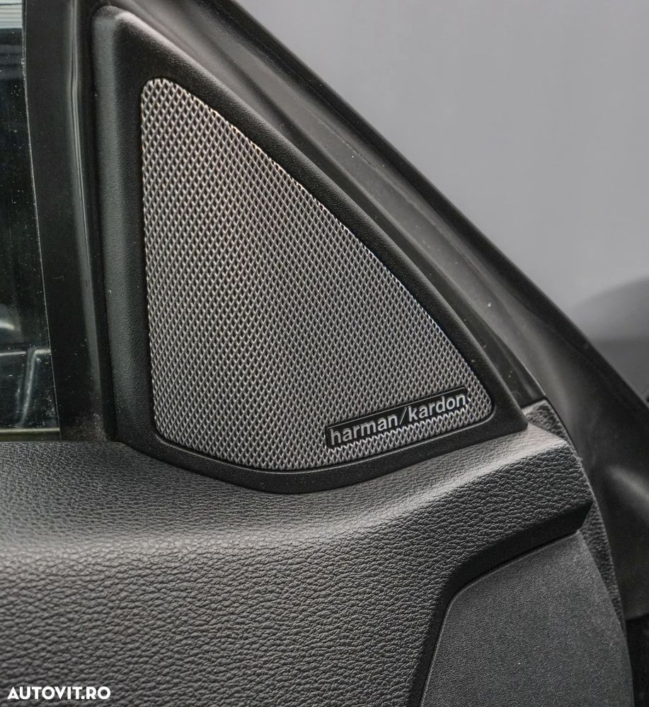 Mercedes-Benz E - 18